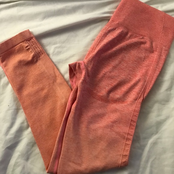 Gymshark Other - Gymshark peach ombré leggings